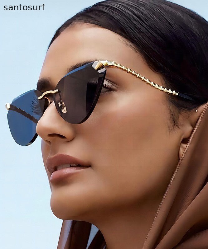 Fashionable Elegant Black Metal Leg Sunglasses