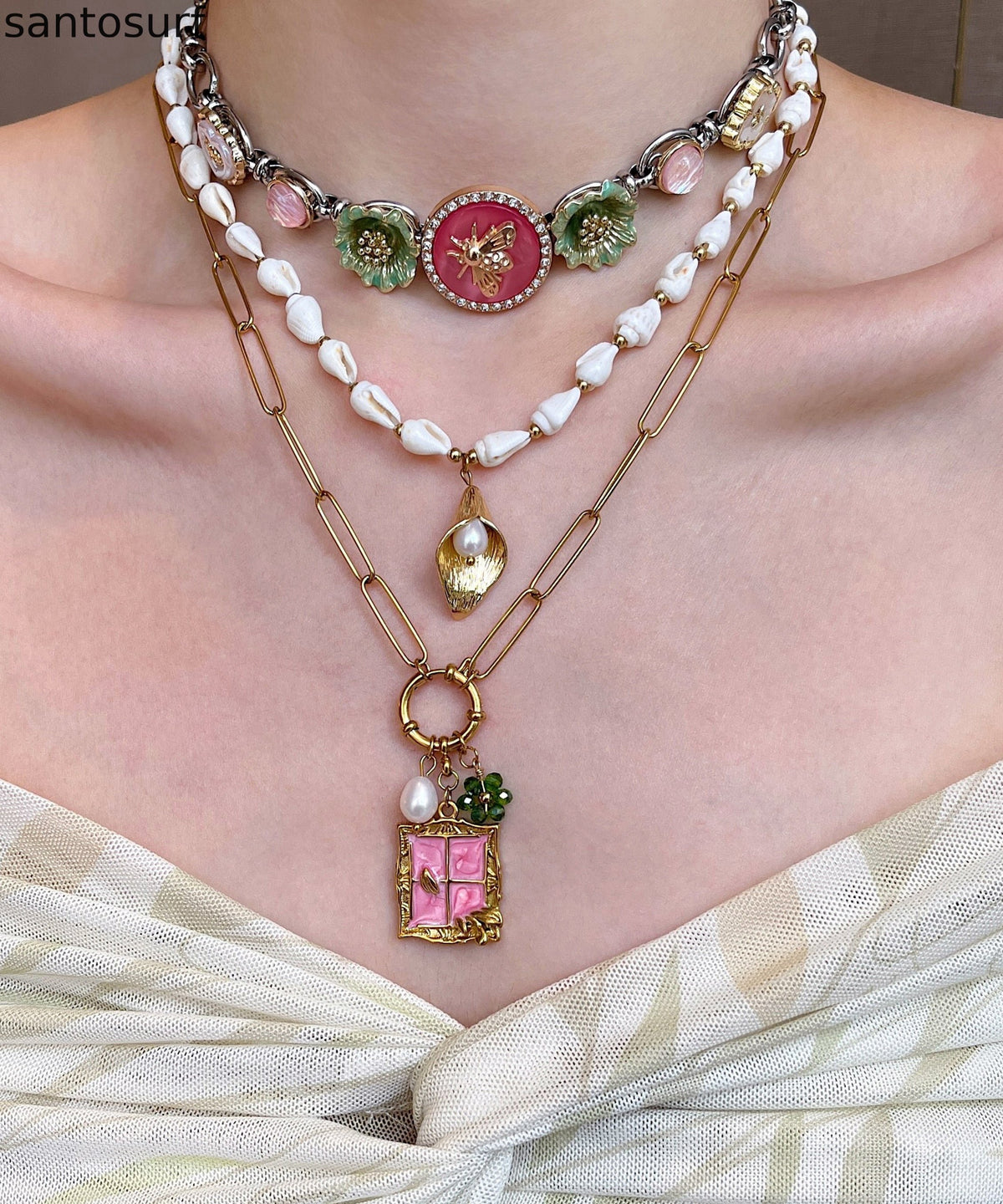 Elegant White Shell Floral Layering Alloy Three Piece Set Pendant Necklace