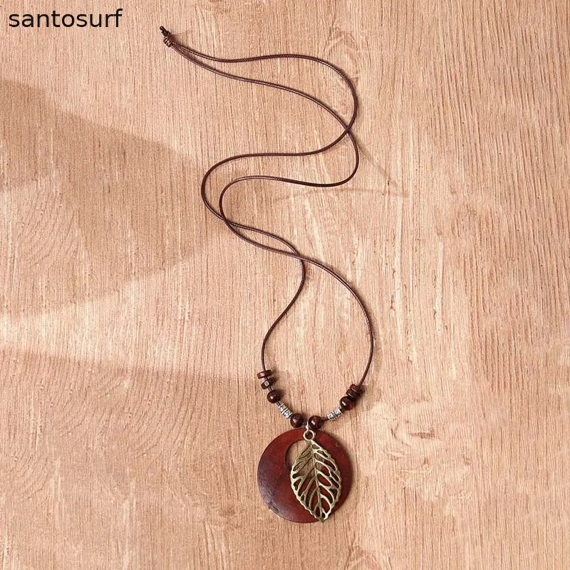 Leaf & Wood Slice Long Necklace