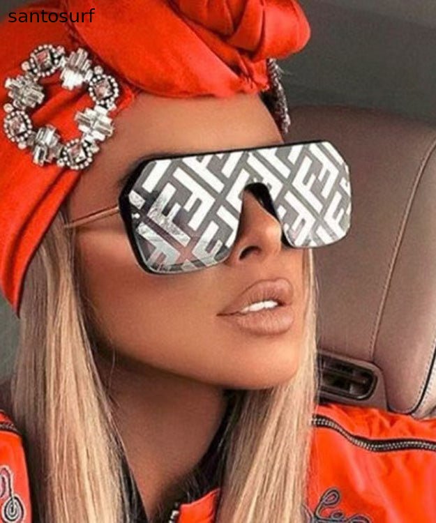 European And American Style Black Square Letter Integrated Sunglasses