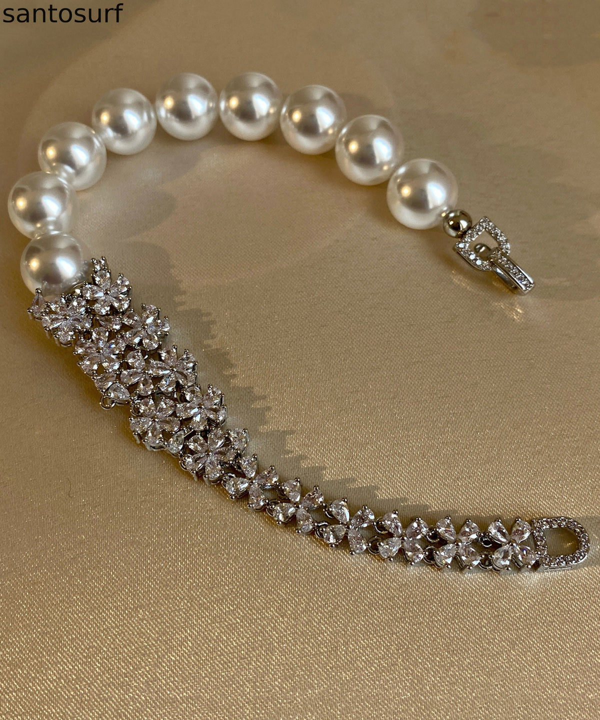 Classic Silver Blossoms Zircon Pearl Bracelet