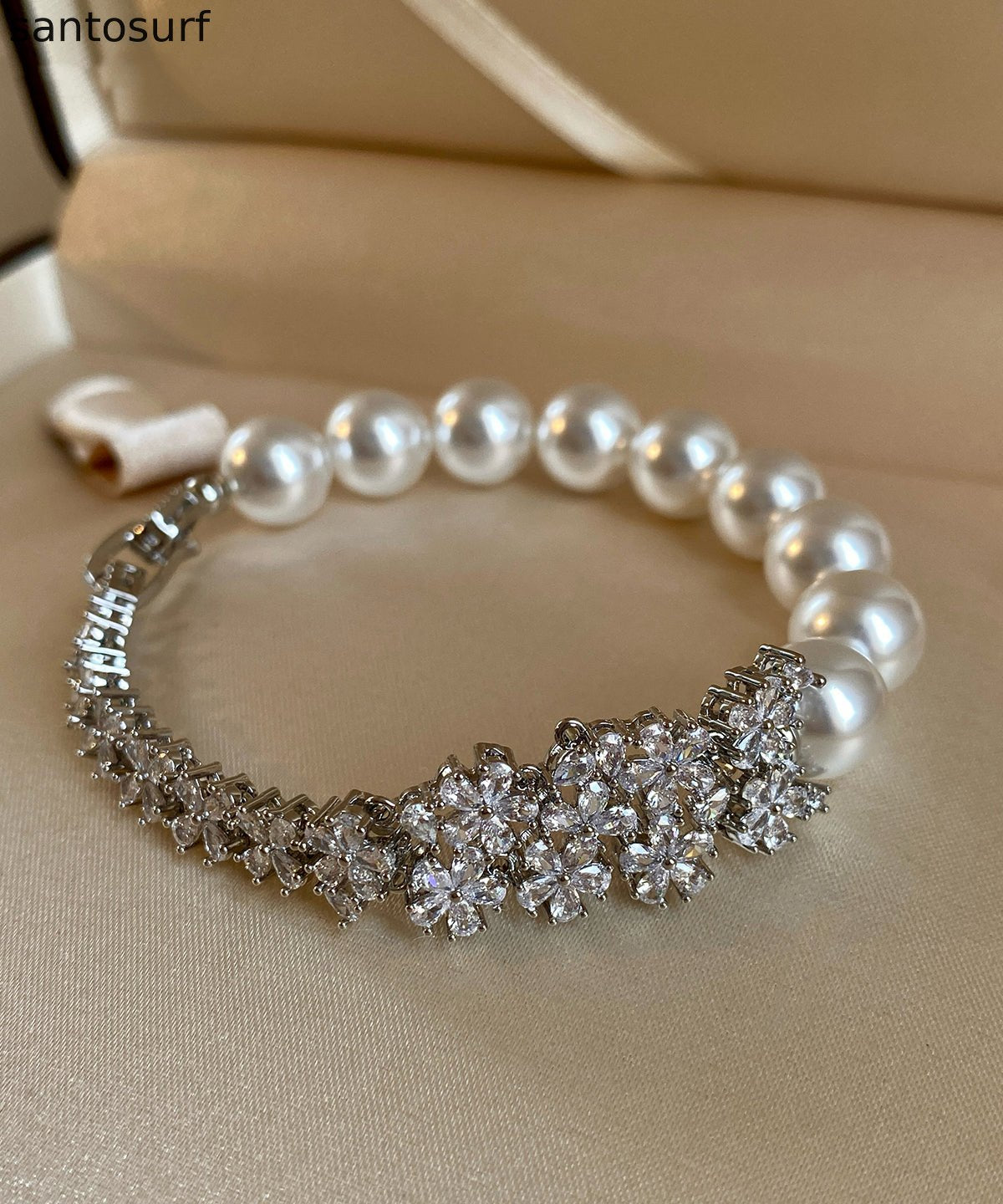 Classic Silver Blossoms Zircon Pearl Bracelet
