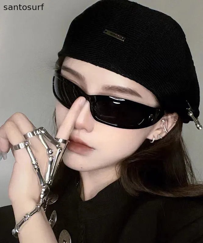 Stylish Black Internet Celebrity Spicy Girl UV Resistant Resin Sunglasses
