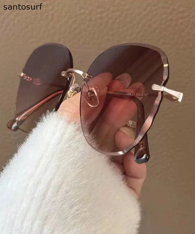 Stylish Resin Alloy Ultraviolet-Proof Sunglasses