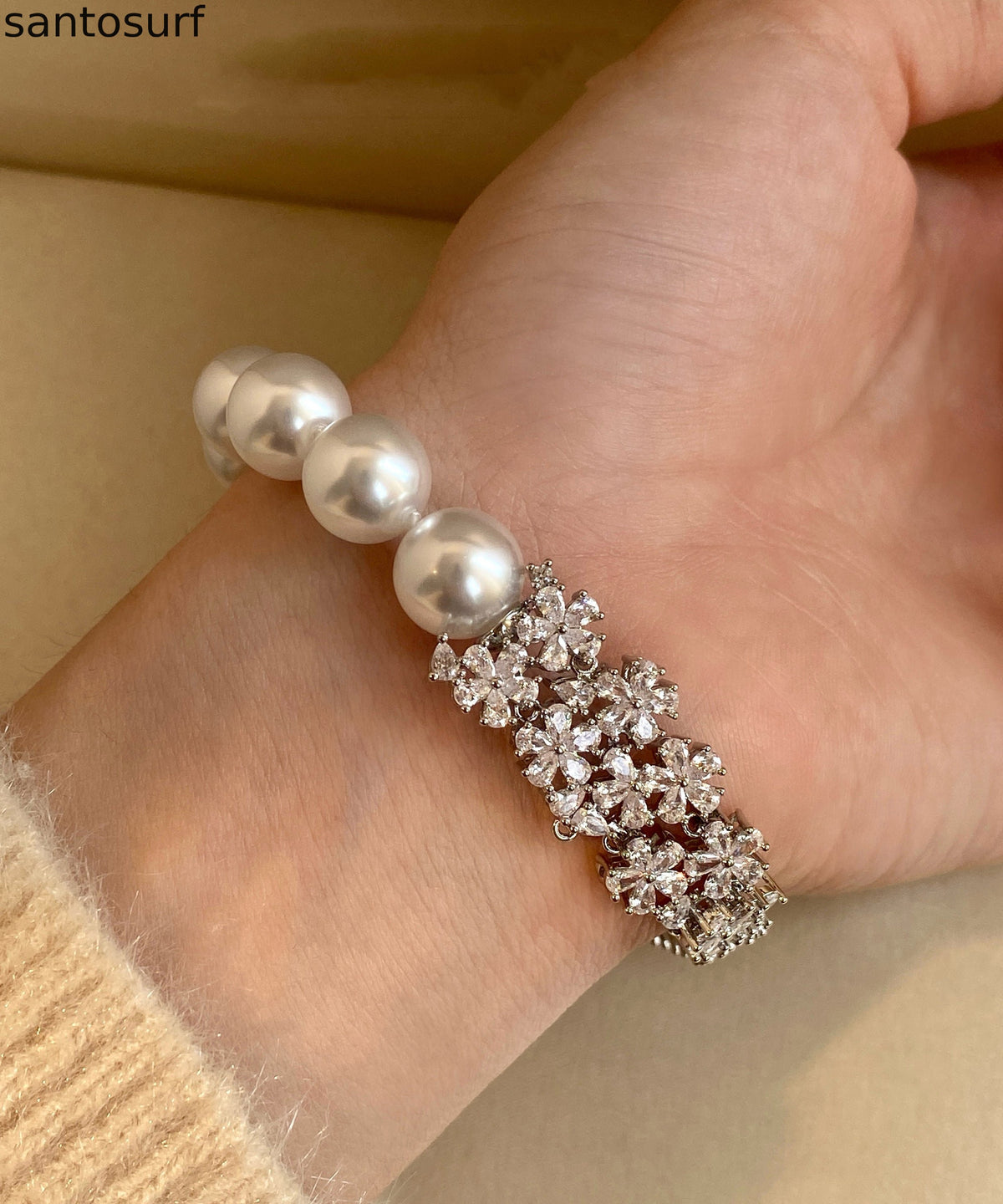 Classic Silver Blossoms Zircon Pearl Bracelet
