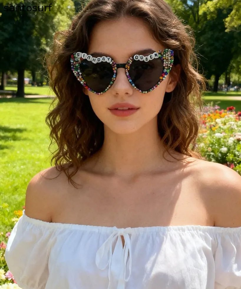2026 New Black Resin Zircon Graphic Love Sunglasses